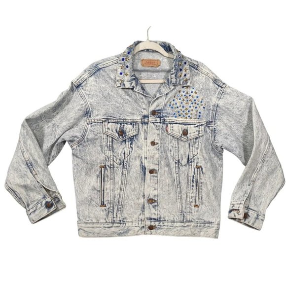 Vintage Levis Trucker Denim Jacket Medium M Acid Wash Embellished Stars USA - Picture 1 of 14